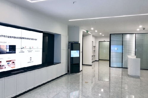 跨界奇緣 閔行汽車銷售公司的“時(shí)空穿越”科技研發(fā)之路